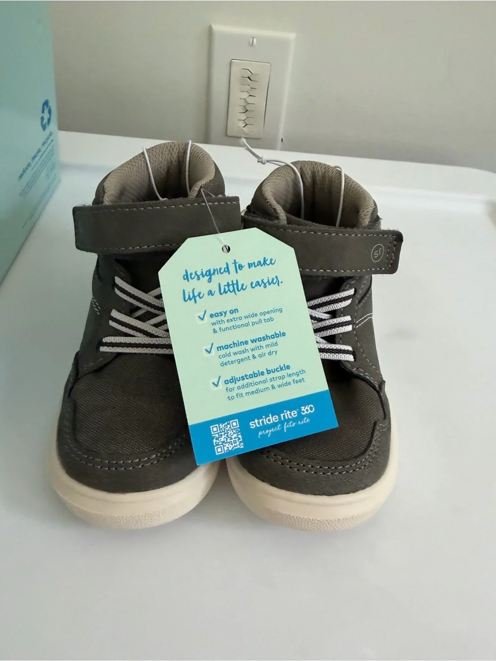 Stride Rite Toddler Gray High-Top Boot with White Sole